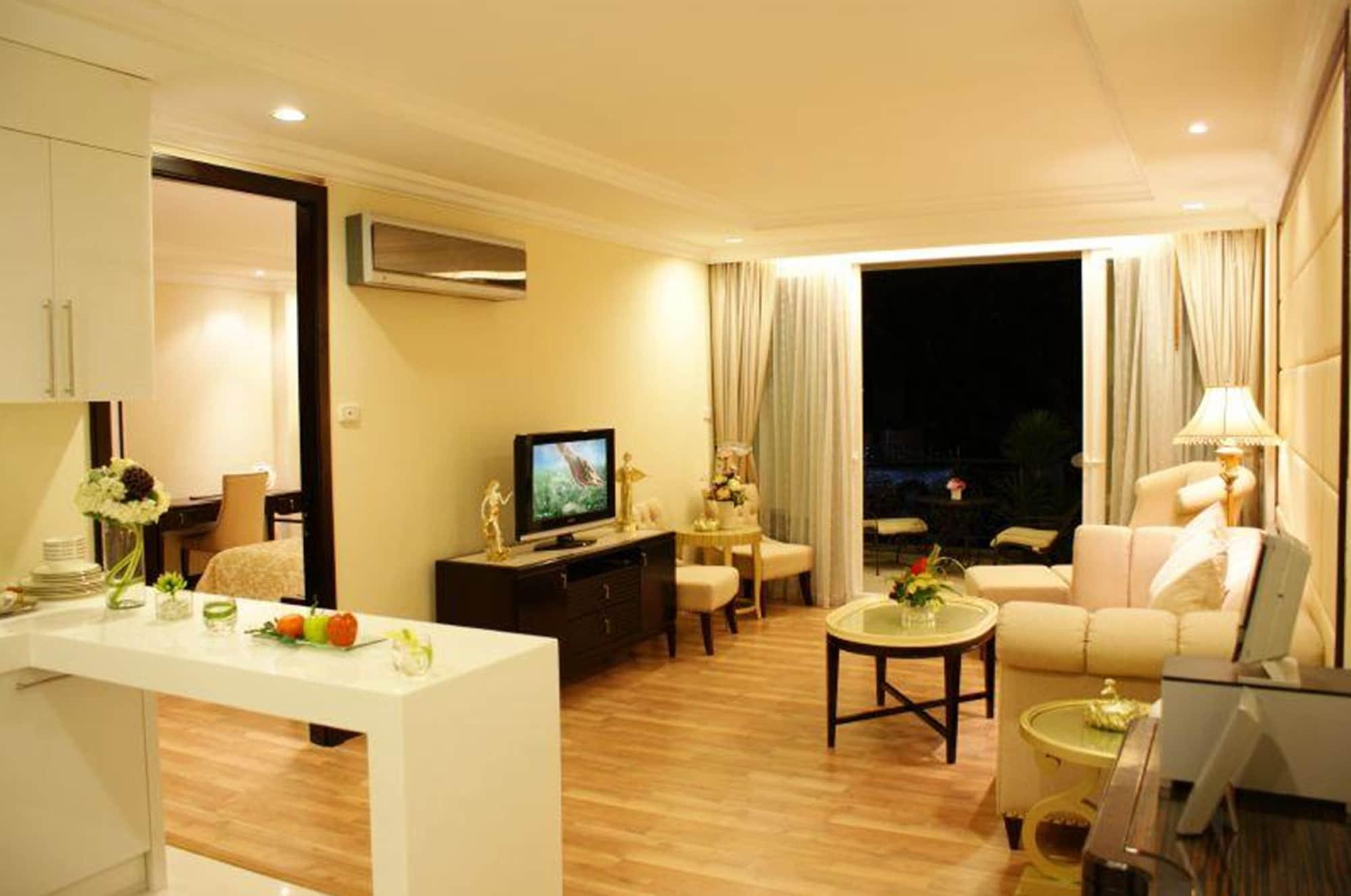 Hotel Lk Legend à Pattaya Extérieur photo